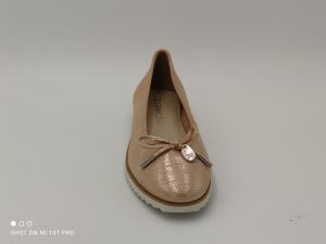 Alternative view of Crinkles 161-C03-01